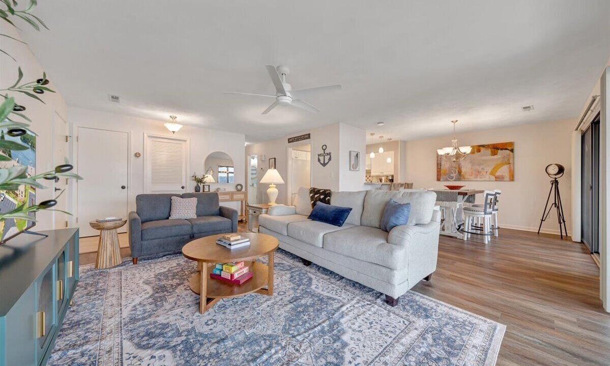 Photo of Livingroom in North Shore