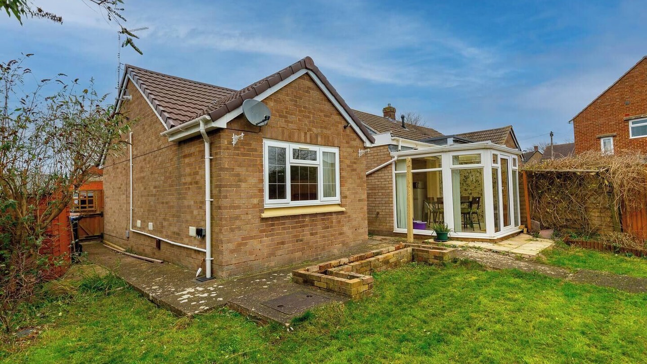 Photo of Others in Wootton