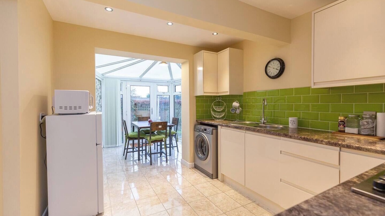 Photo of Others in Wootton