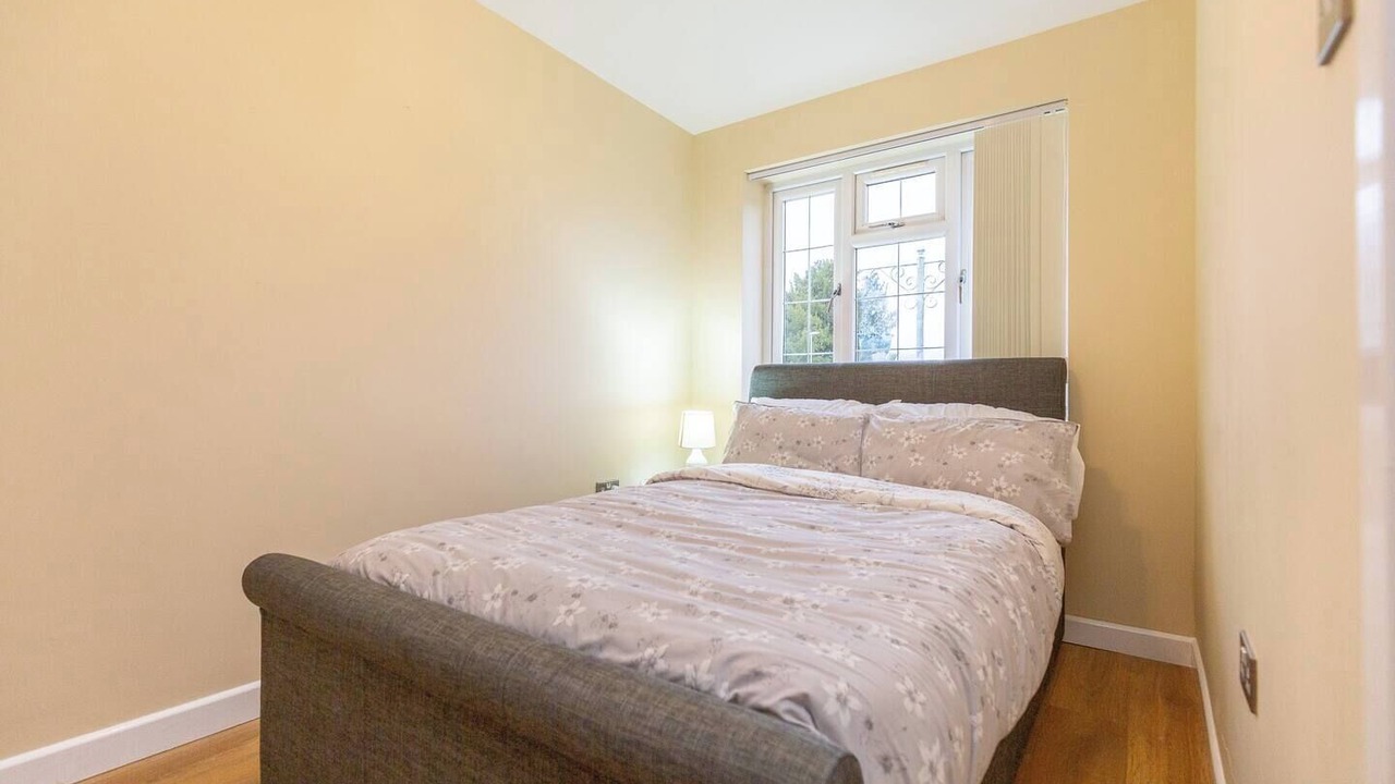 Photo of Others in Wootton