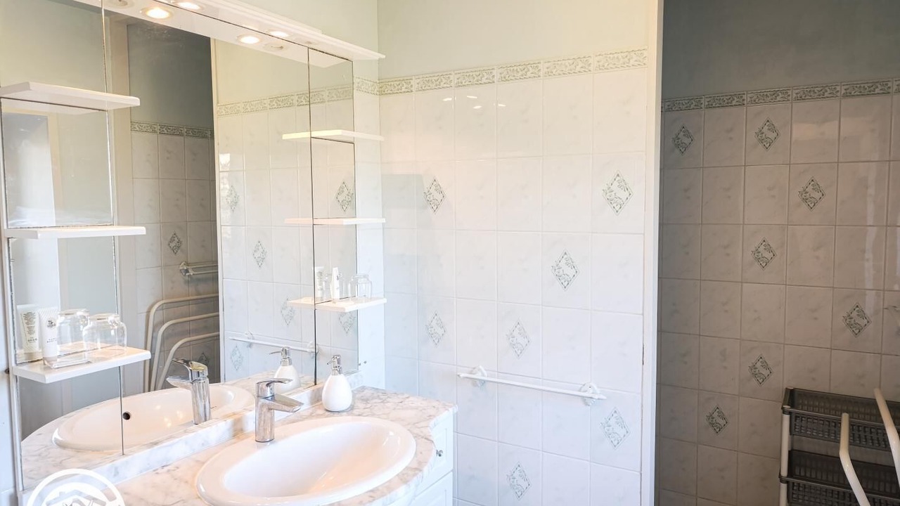 Photo of Bathroom in Betaille