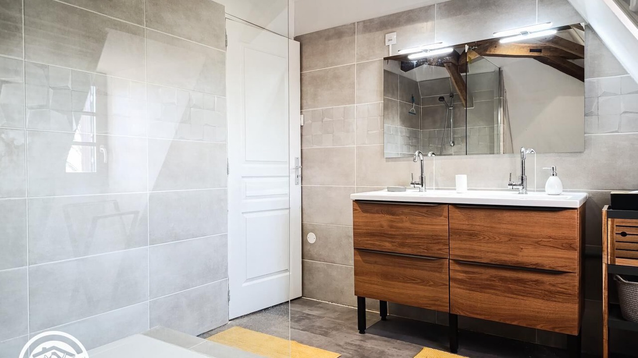 Photo of Bathroom in Betaille