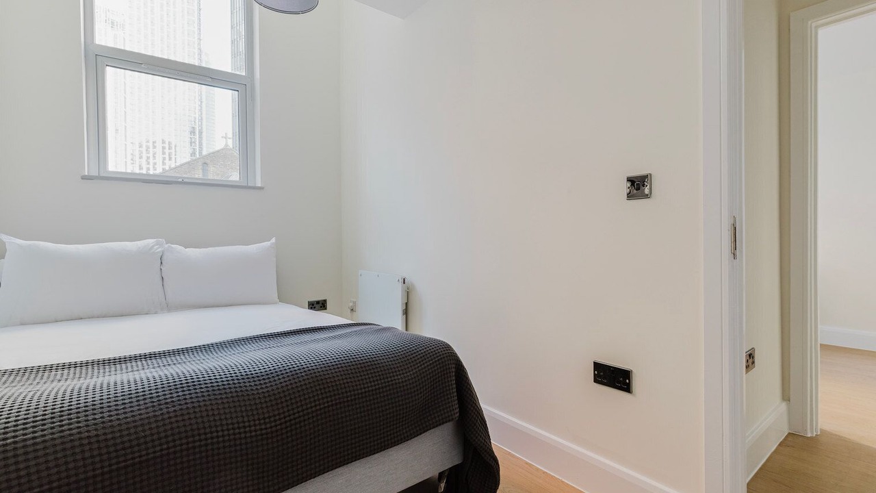 Photo of Bedroom in Vauxhall