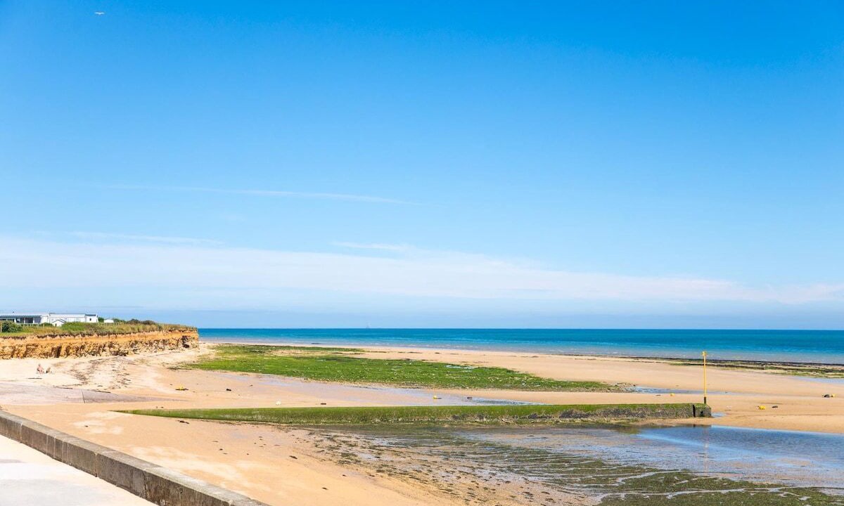 Photo of Others in Lion-sur-Mer