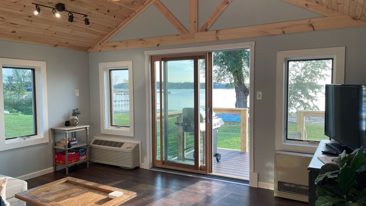 Photo of Livingroom in Fishers Landing