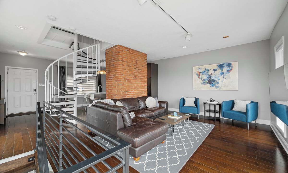 Photo of Livingroom in Mount Washington