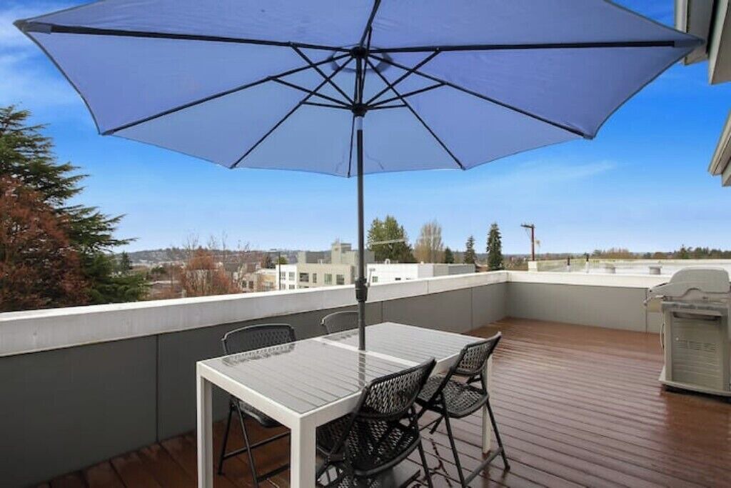 Photo of Outdoor in Whittier Heights