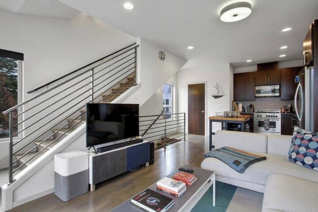 Photo of Livingroom in Whittier Heights