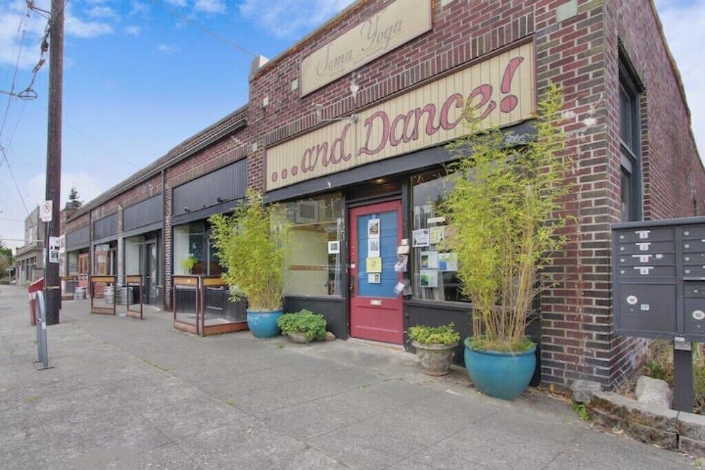 Photo of Outdoor in Whittier Heights