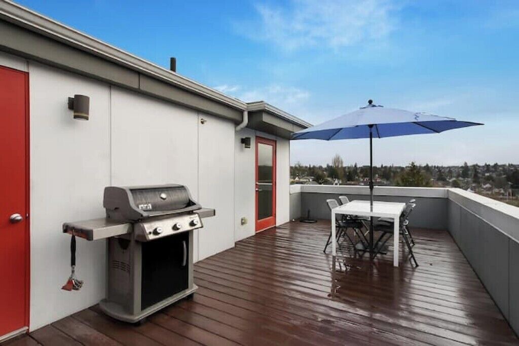 Photo of Outdoor in Whittier Heights