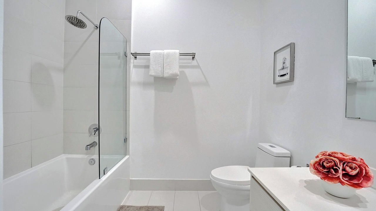 Photo of Bathroom in Hallandale Beach