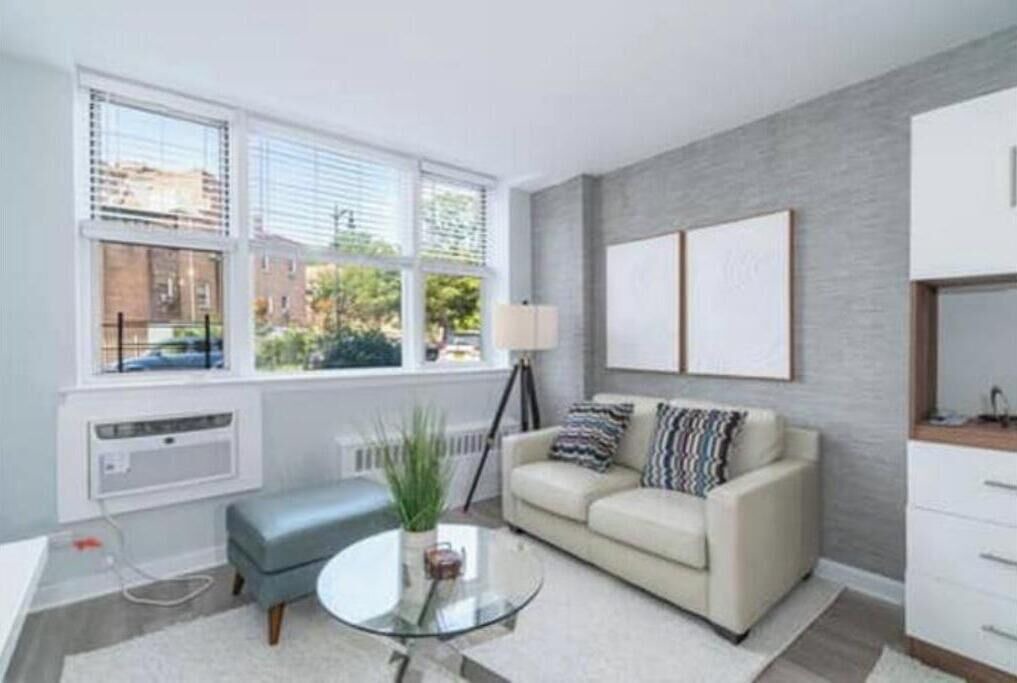 Photo of Livingroom in Bedford Park