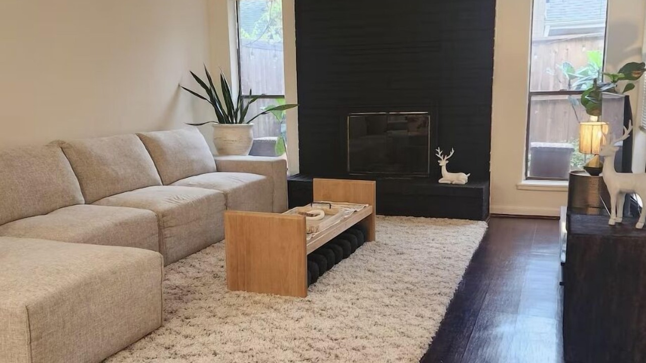 Photo of Livingroom in George Bush Park/Eldridge