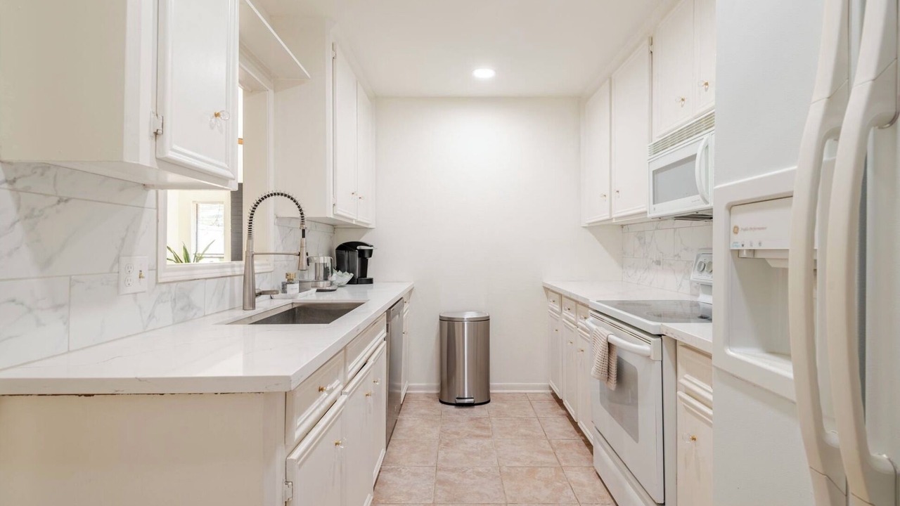 Photo of Kitchen in George Bush Park/Eldridge