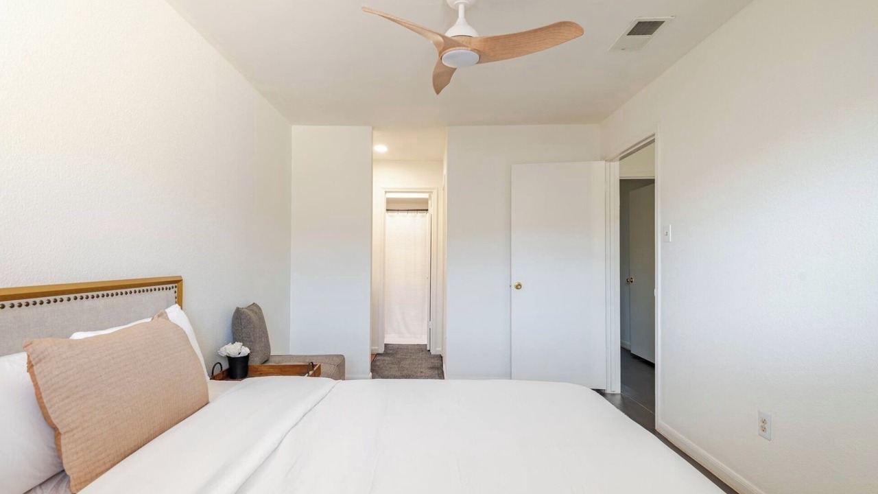 Photo of Bedroom in George Bush Park/Eldridge