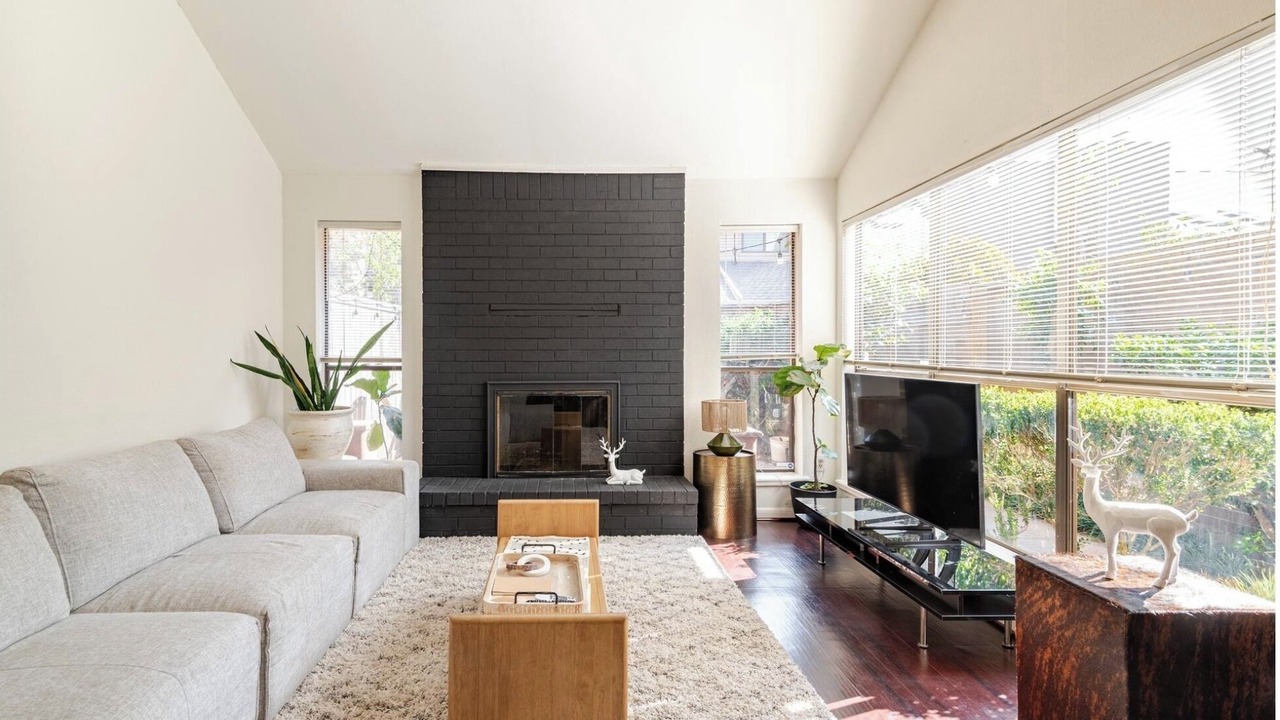 Photo of Livingroom in George Bush Park/Eldridge