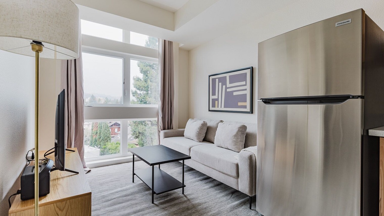 Photo of Livingroom in South Berkeley