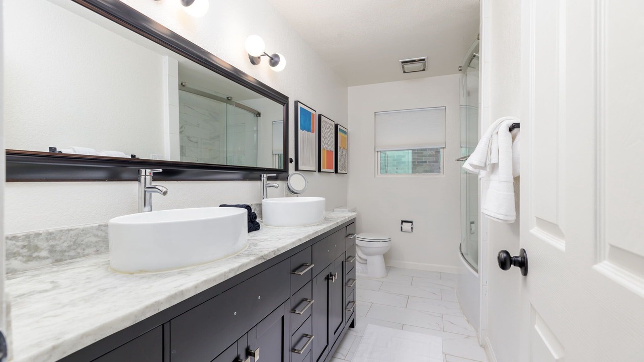 Photo of Bathroom in Hidden Creek