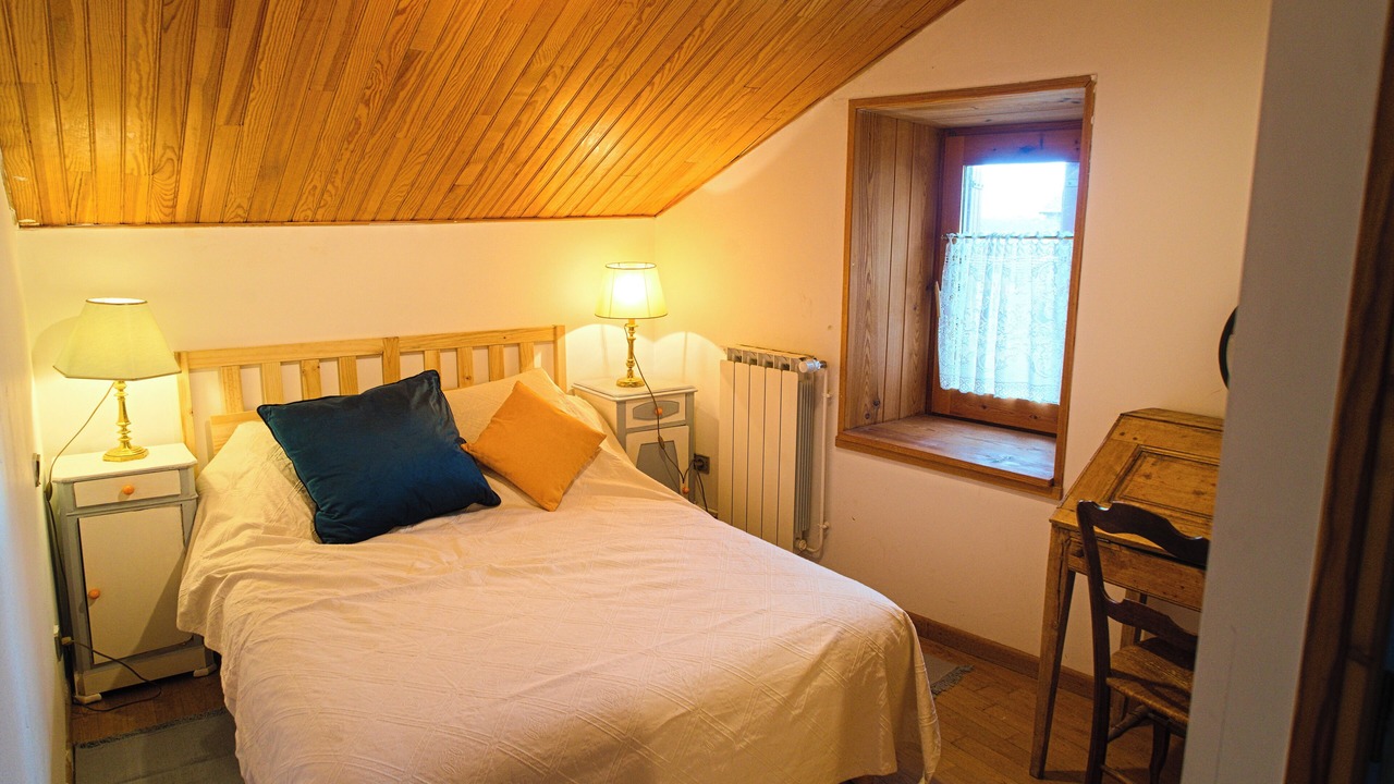 Photo of Bedroom in Angoustrine