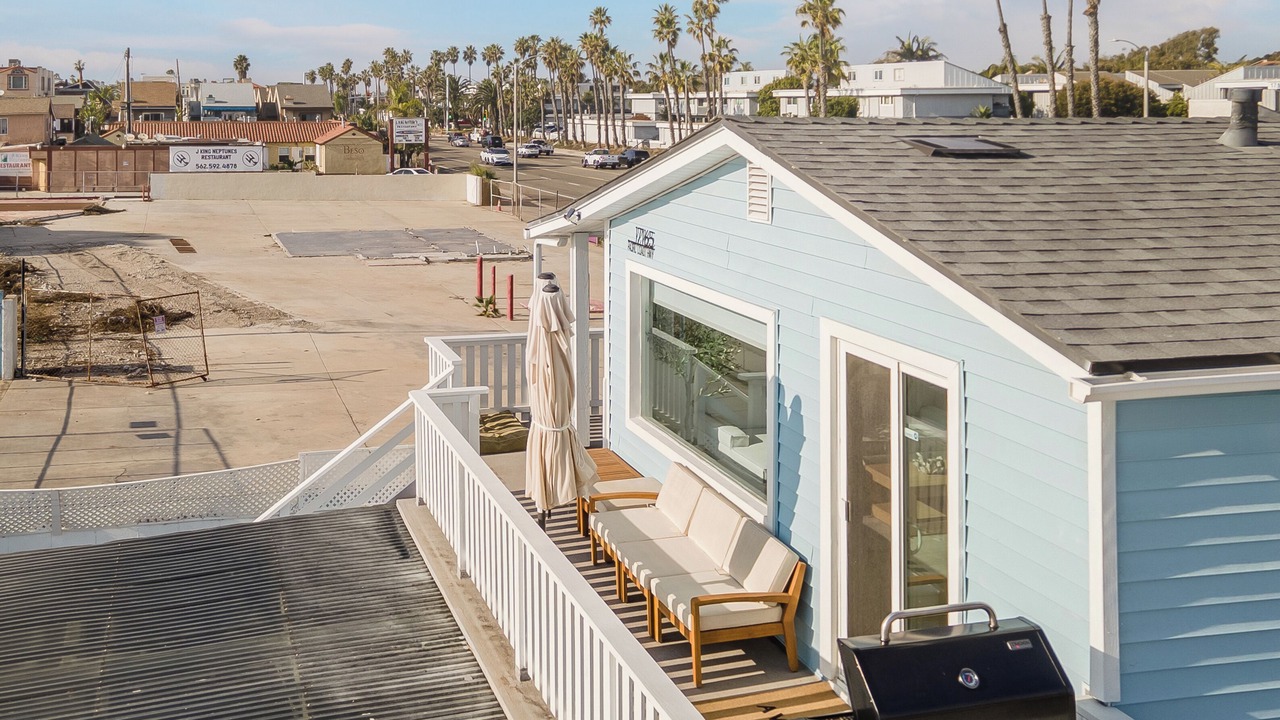 Photo of Patio Balcony in Sunset Beach