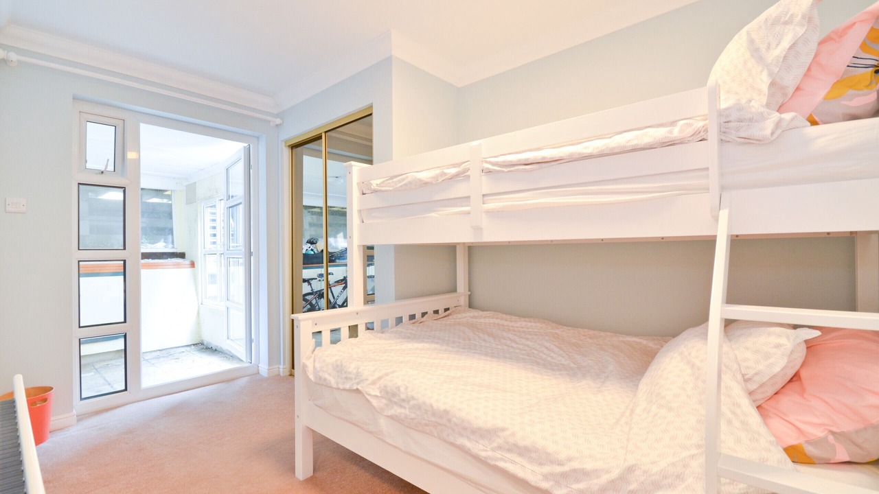 Photo of Bedroom in Netley