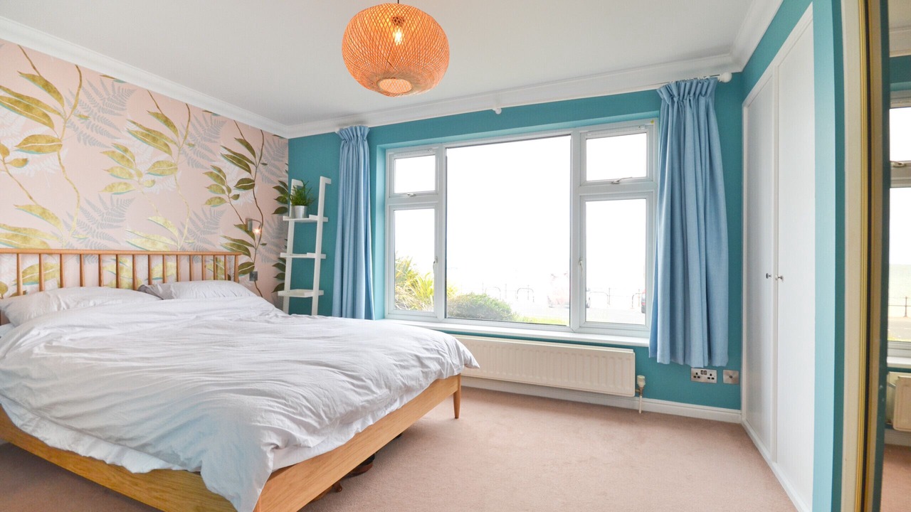 Photo of Bedroom in Netley