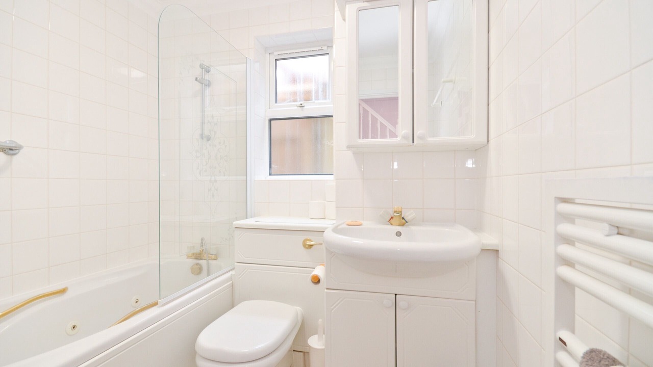 Photo of Bathroom in Netley