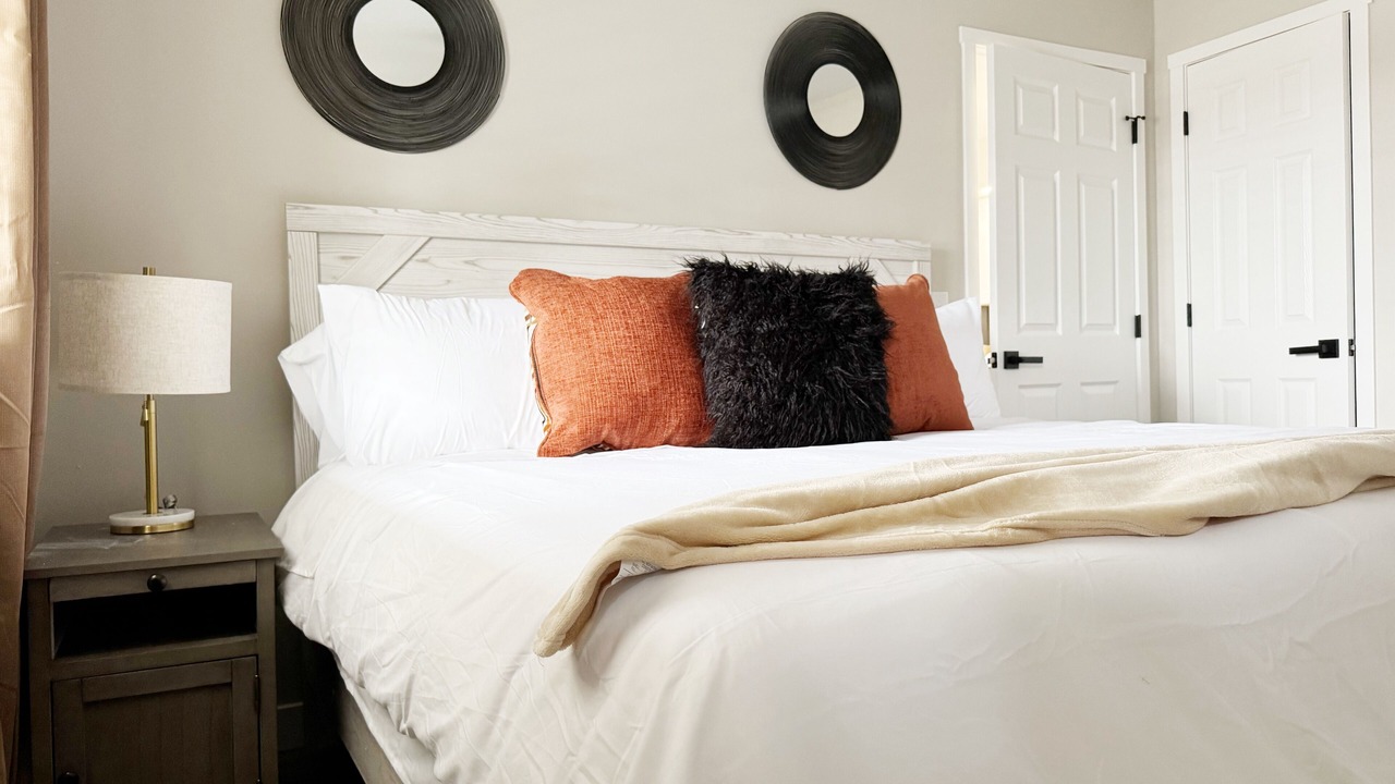 Photo of Bedroom in Newburgh