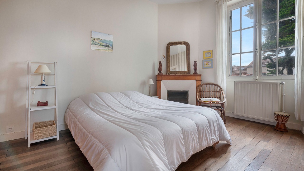 Photo of Bedroom in La Rogere