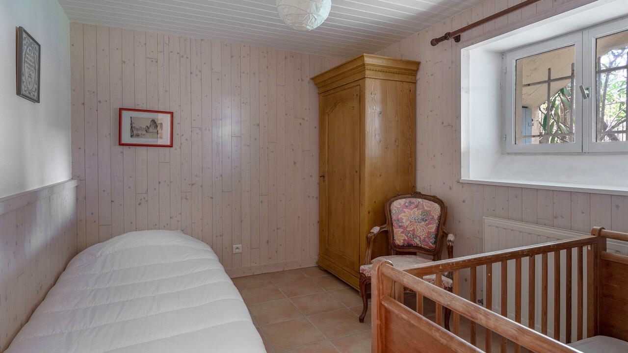 Photo of Bedroom in La Rogere