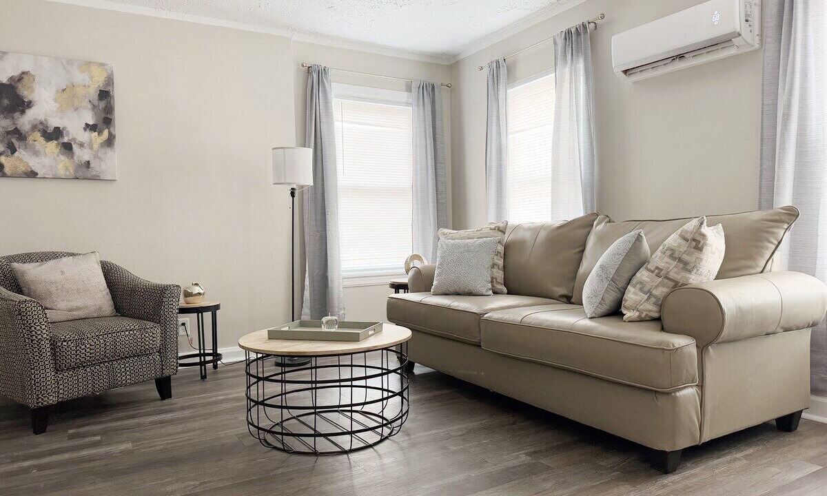 Photo of Livingroom in Evansville