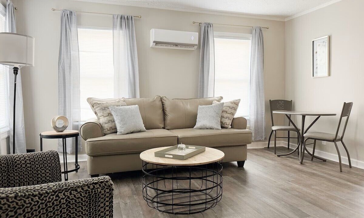 Photo of Livingroom in Evansville