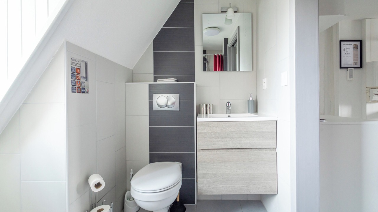 Photo of Bathroom in Munster