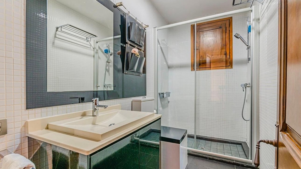 Photo of Bathroom in el Camp d'en Grassot i Gracia Nova