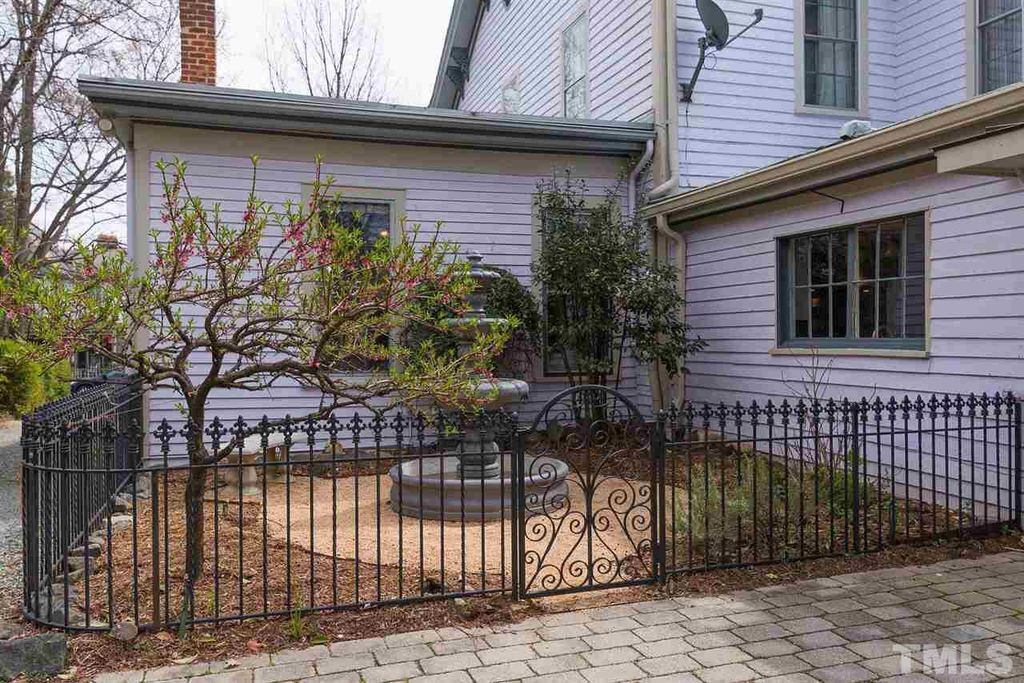 Photo of Outdoor in Downtown
