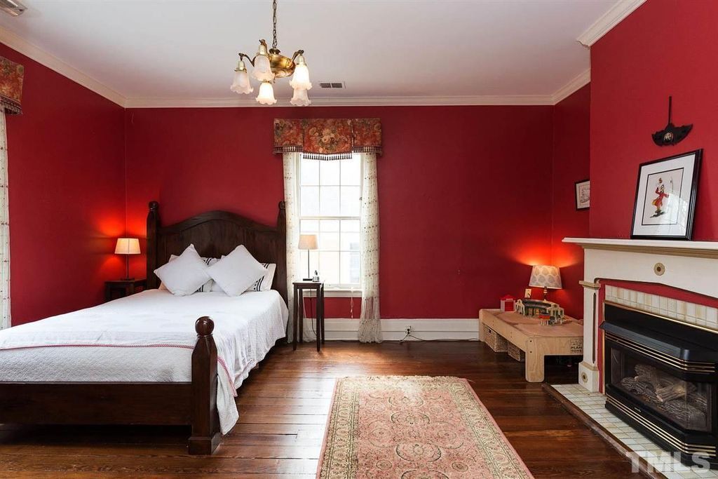 Photo of Bedroom in Downtown