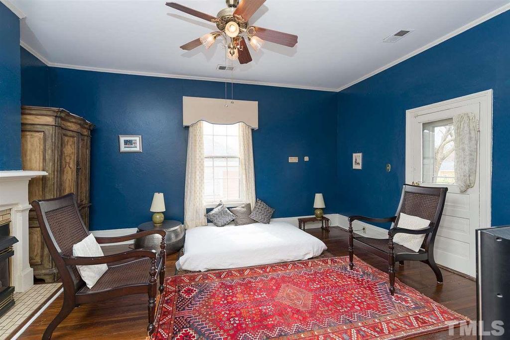 Photo of Bedroom in Downtown