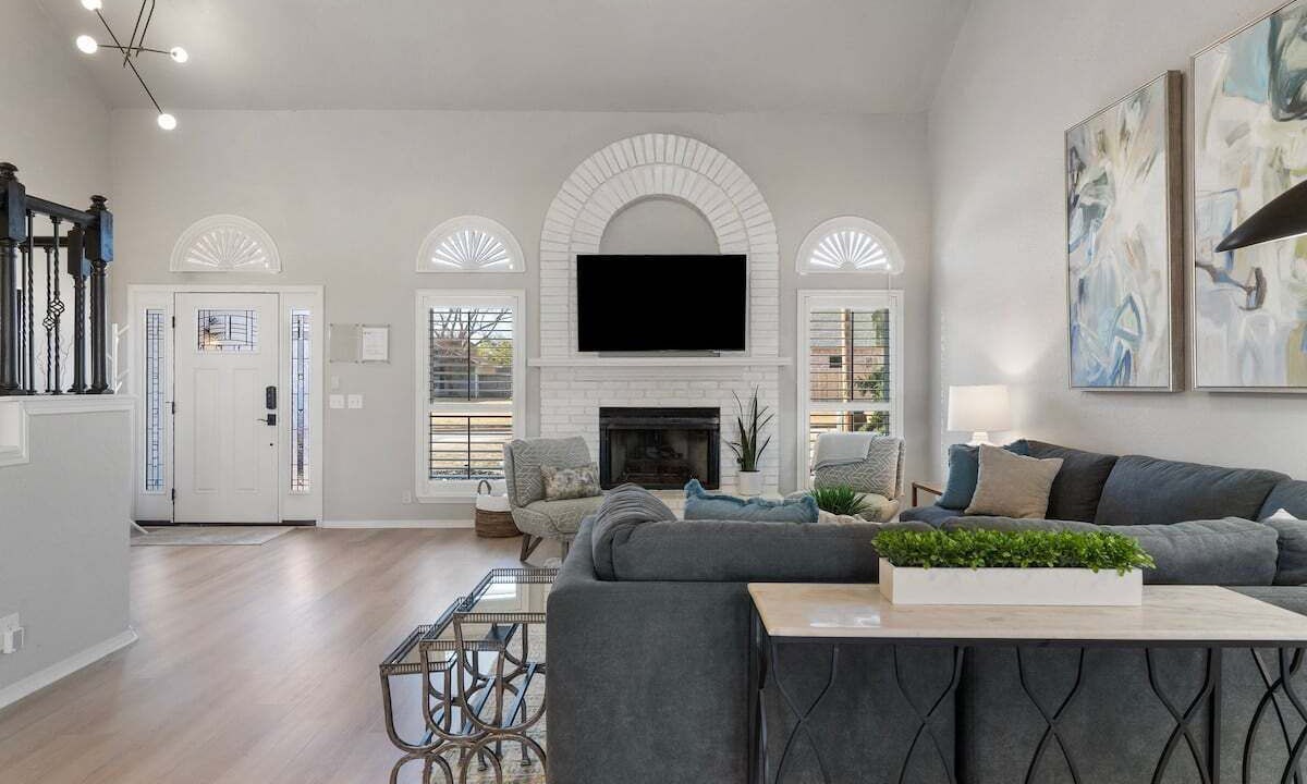 Photo of Livingroom in South Tulsa