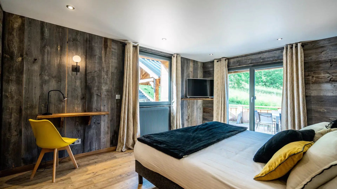 Photo of Bedroom in Mont-de-Lans