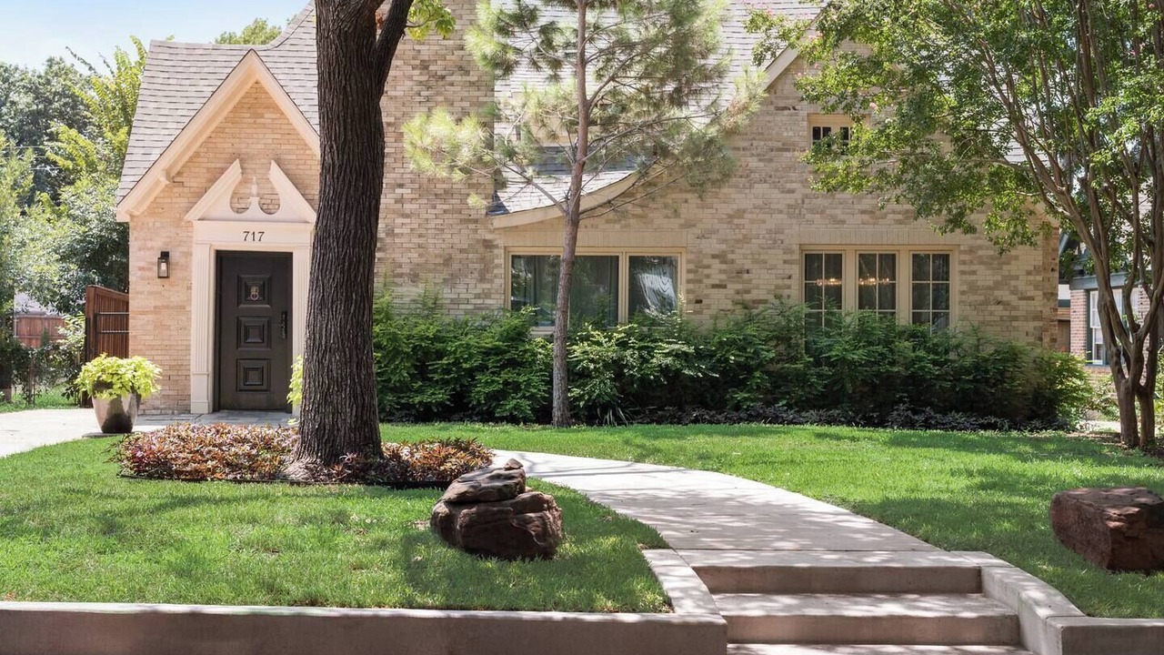 Photo of Others in Junius Heights