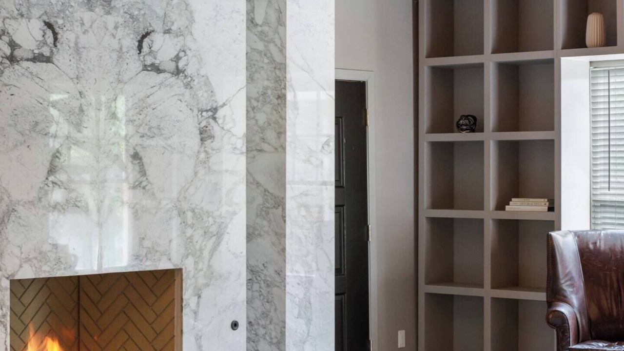 Photo of Livingroom in Junius Heights