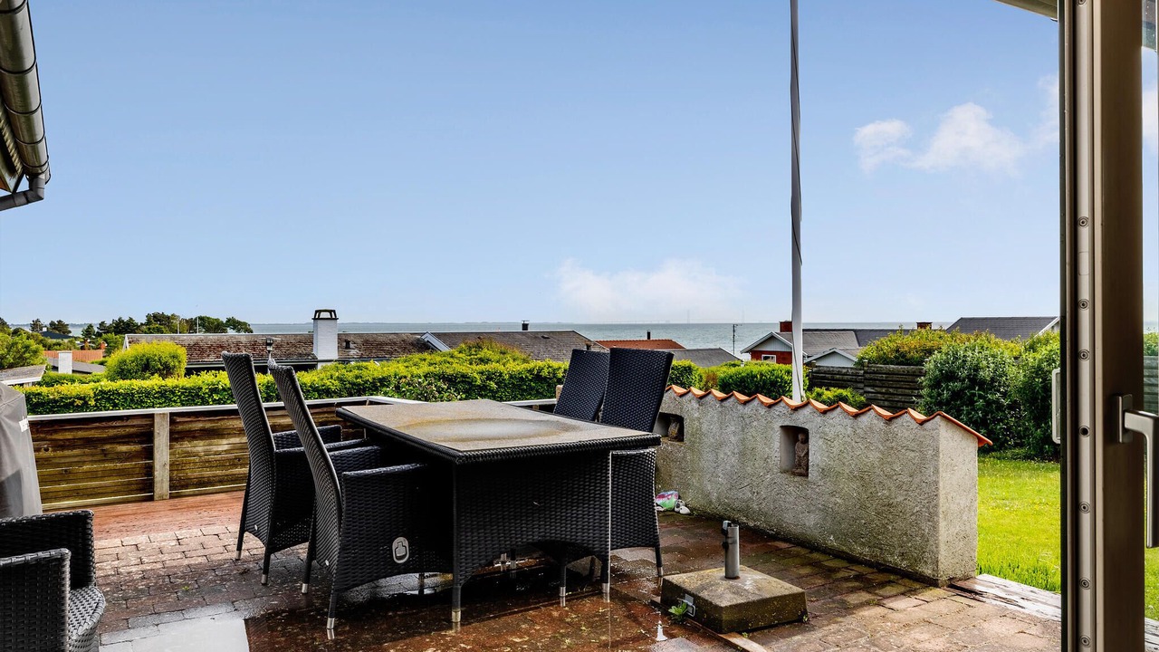 Photo of Others in Frolunde