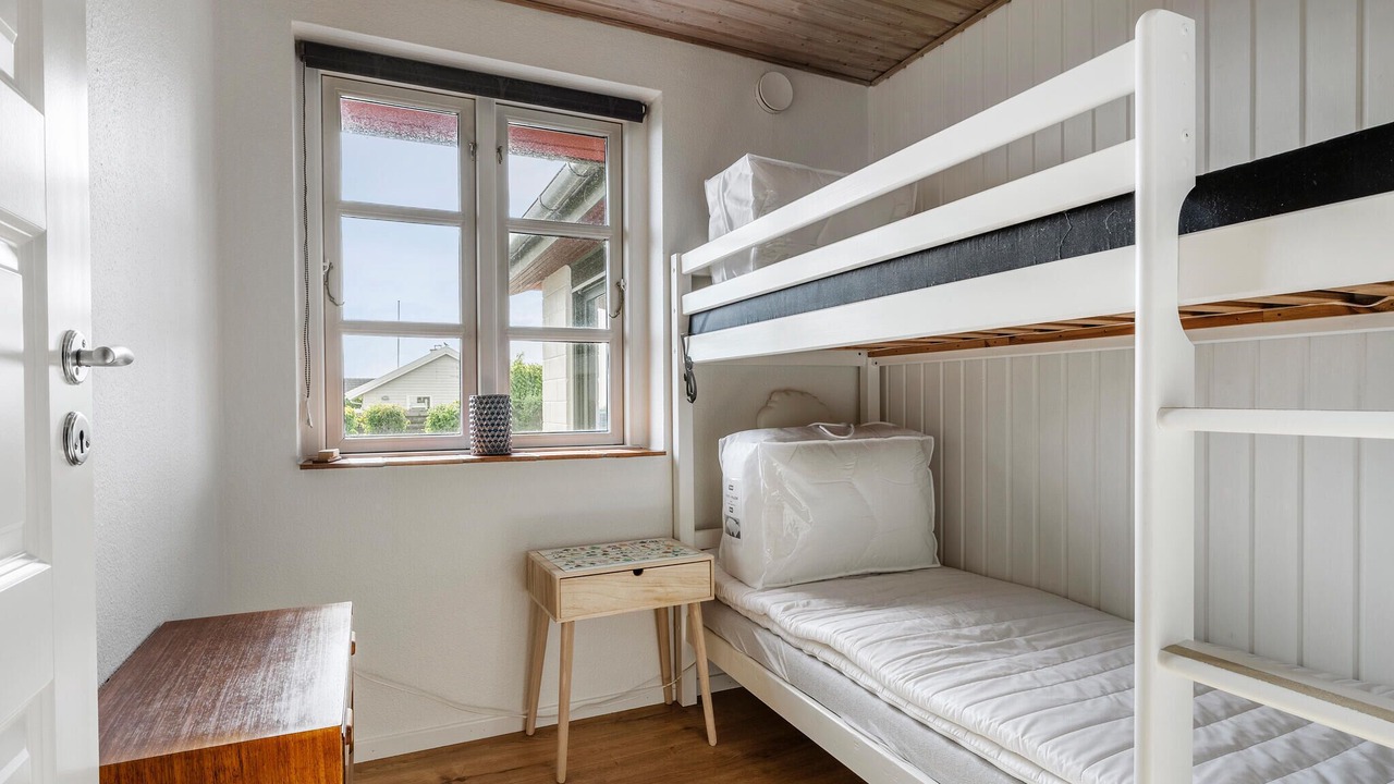 Photo of Others in Frolunde