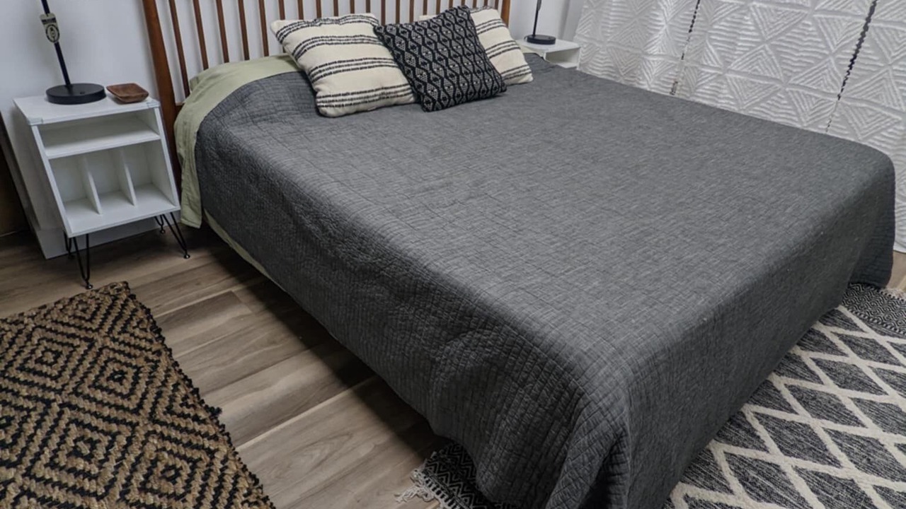 Photo of Bedroom in Seattle Metro Area