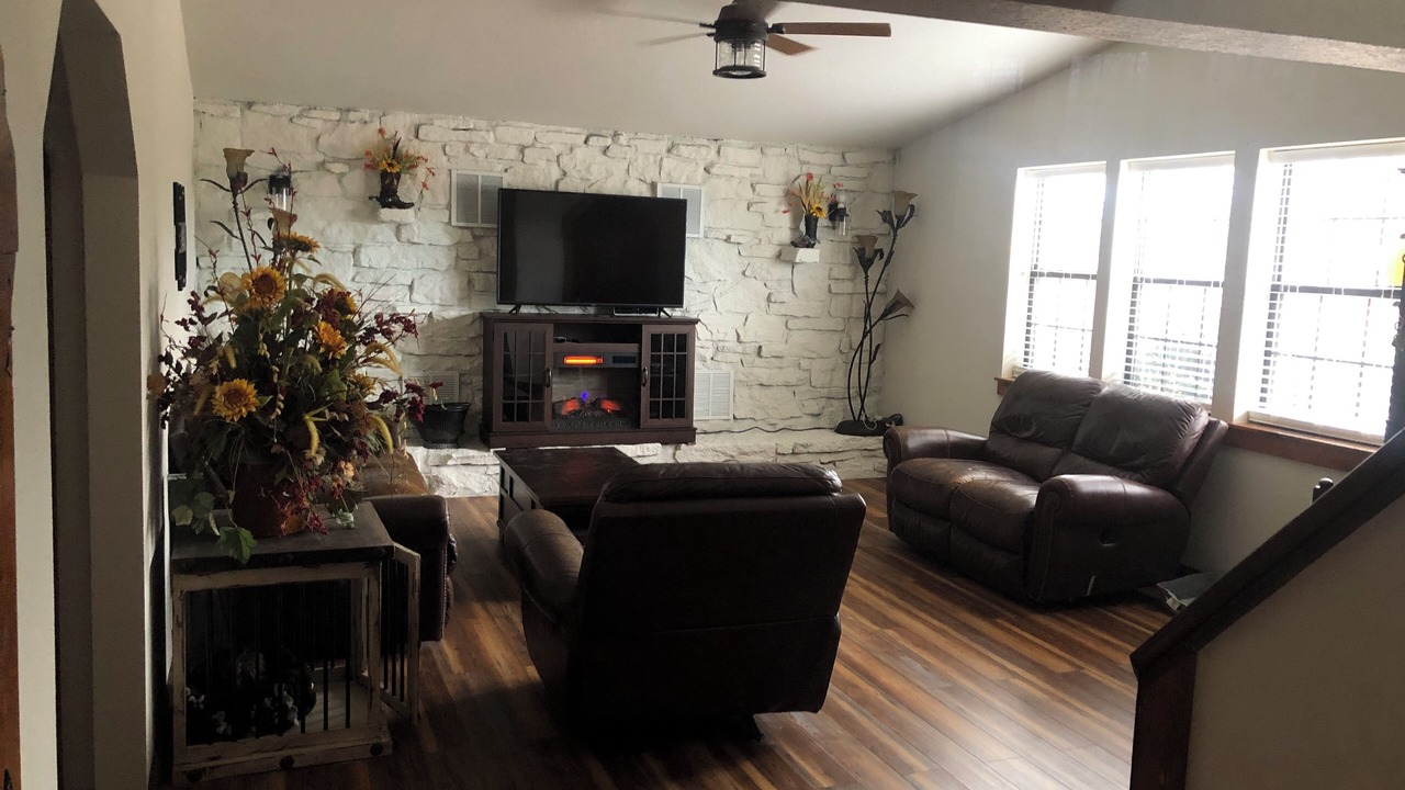 Photo of Livingroom in Jay