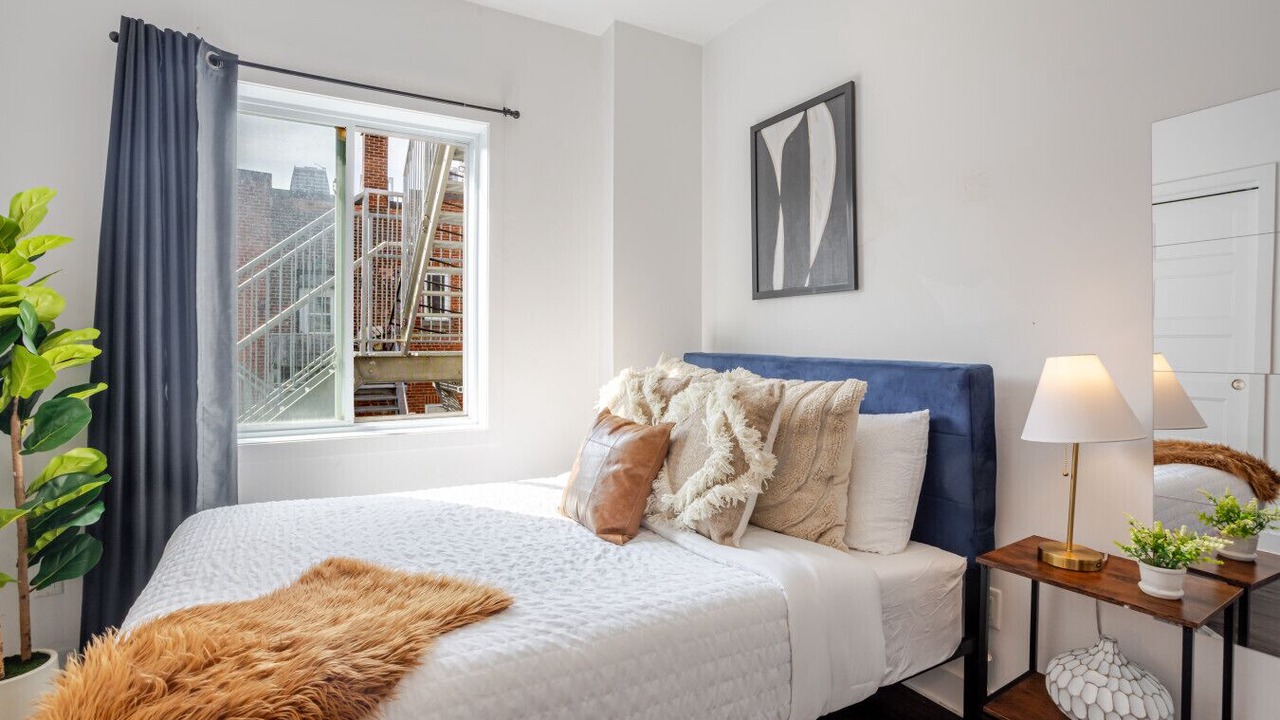 Photo of Bedroom in Pointe-Saint-Charles