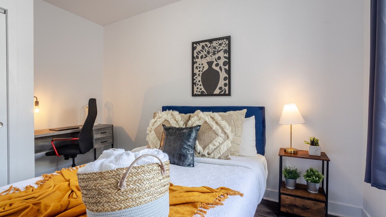 Photo of Bedroom in Pointe-Saint-Charles