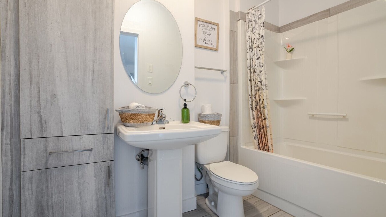 Photo of Bathroom in Pointe-Saint-Charles
