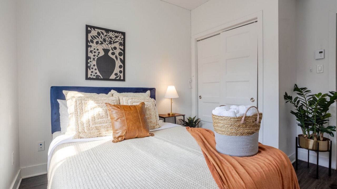 Photo of Bedroom in Pointe-Saint-Charles