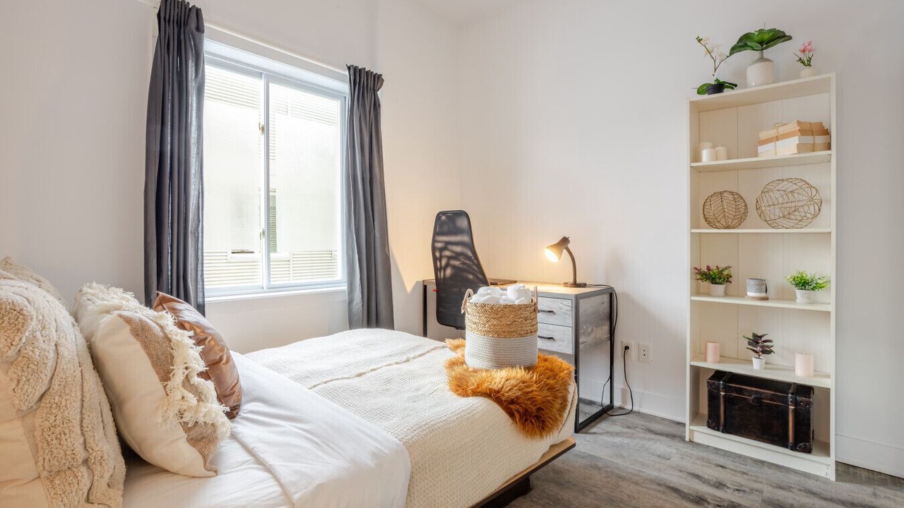 Photo of Bedroom in Griffintown